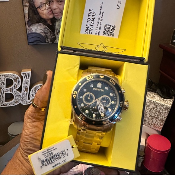 🎒🎒NEW Invicta Pro Diver SCUBA Men's Watch - 48mm, Gold (0075) - Picture 3 of 10